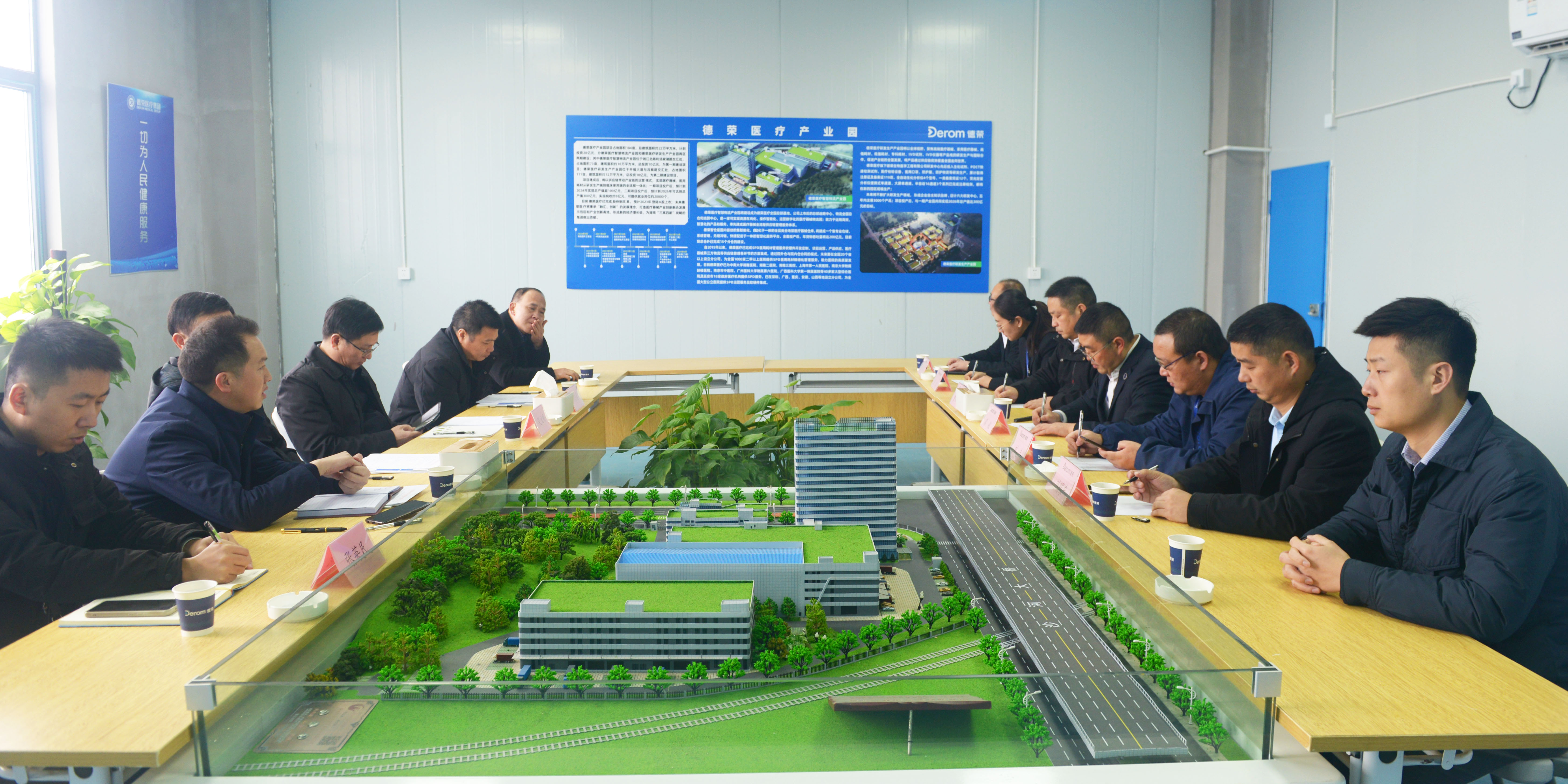 DSC_5894.JPG DSC_5894.JPG