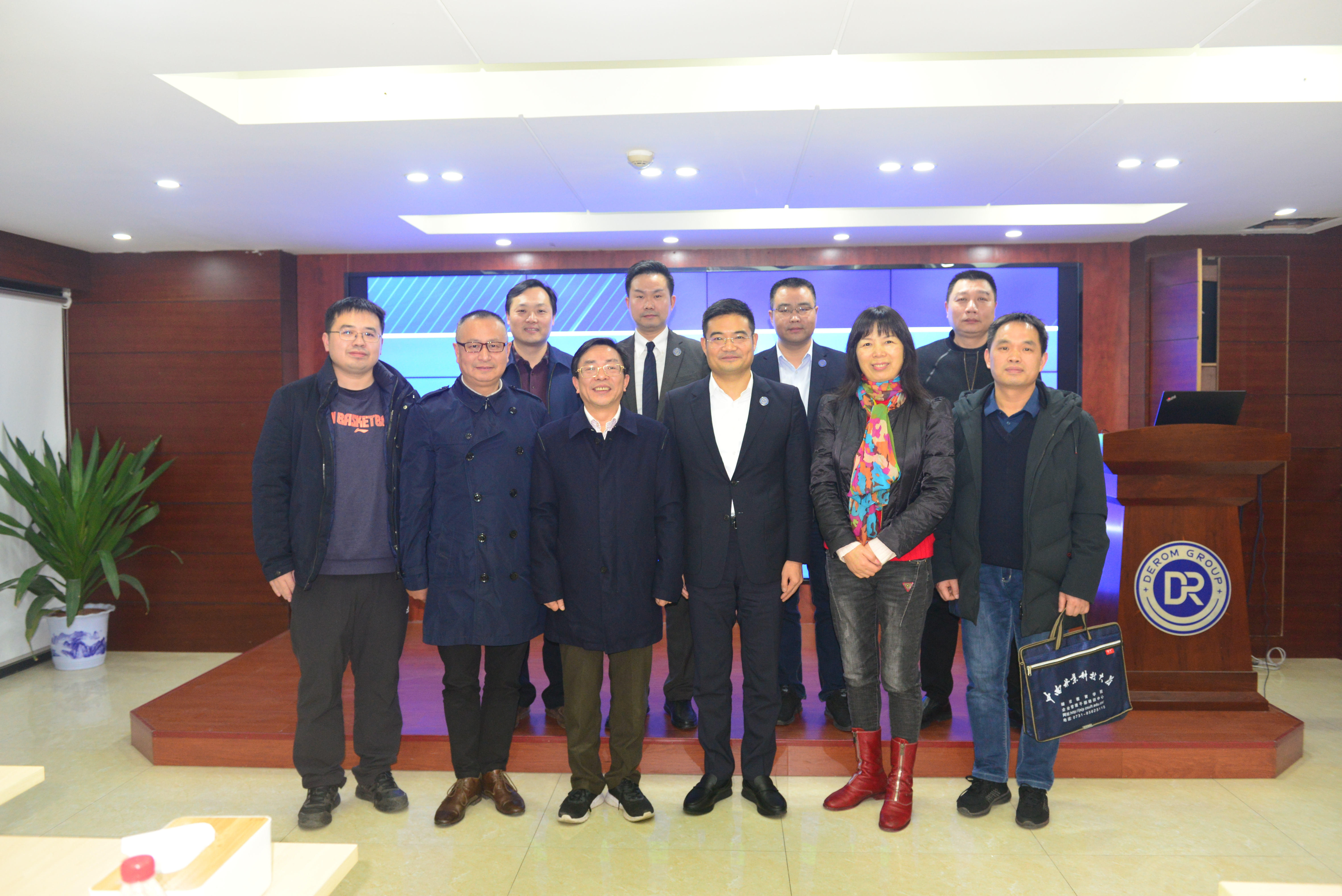 DSC_9210.JPG DSC_9210.JPG